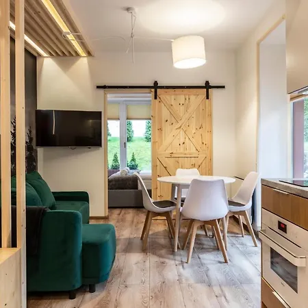 Apartman Udanypobyt Przy Dolinach C I D
