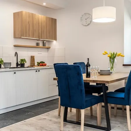 Udanypobyt Przy Dolinach C I D Апартаменты