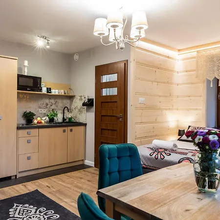 Udanypobyt Przy Dolinach C I D