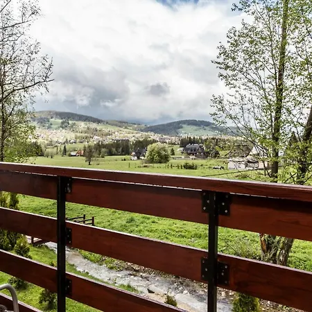 Апартаменты Udanypobyt Przy Dolinach C I D *