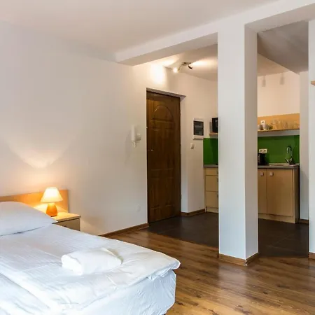 Udanypobyt Przy Dolinach C I D