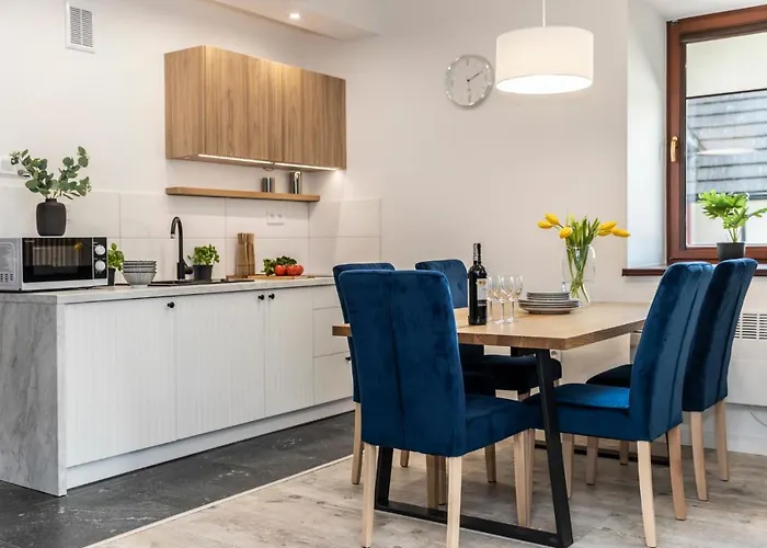 Udanypobyt Przy Dolinach C I D דירה