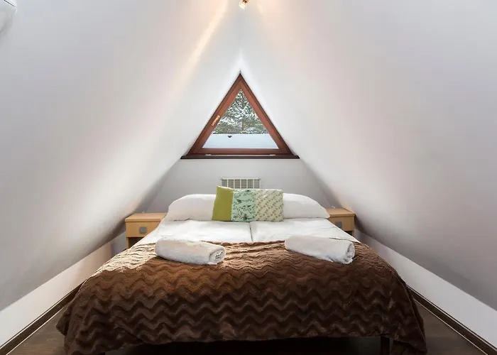 Udanypobyt Przy Dolinach C I D דירה